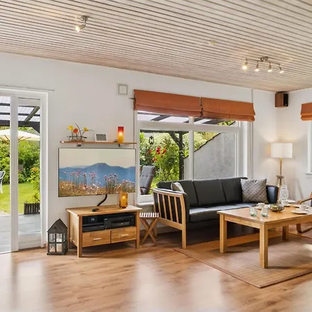 Merit - 800m From The Sea By Interhome Feriehus