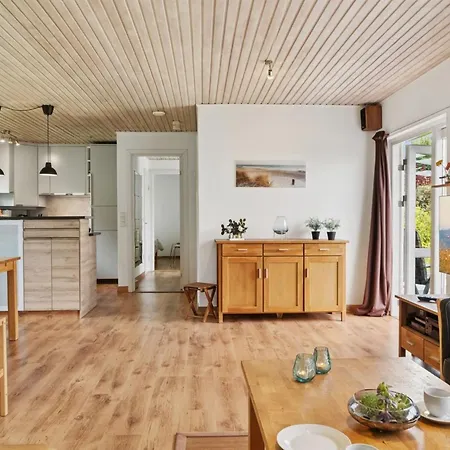 Merit - 800m From The Sea By Interhome